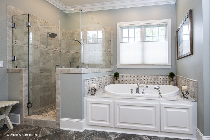 Home Plan - Interior - Master Bathroom for Traditional House Plan #929-811 - 4 bed, 3.5 bath