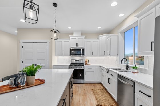 Interior - Kitchen 4 for Farmhouse House Plan #1070-205 - 3 bed, 2 bath