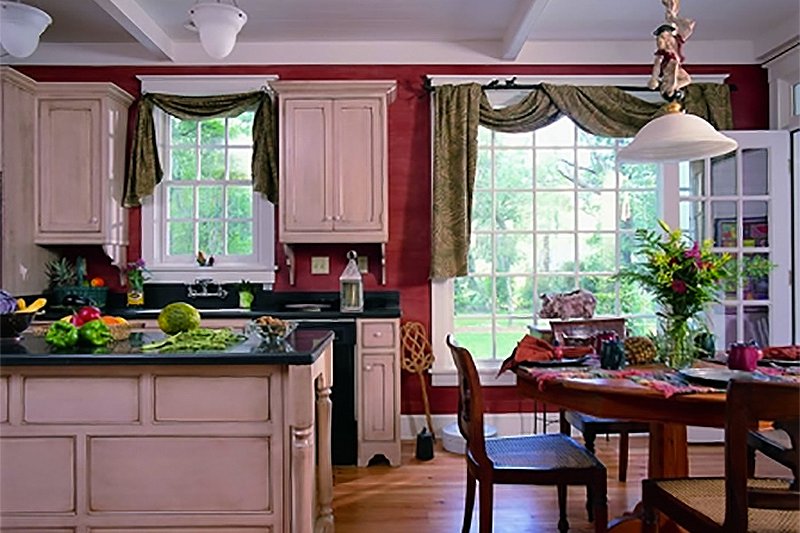 Home Plan - Interior - Kitchen for Southern House Plan #137-165 - 3 bed, 2.5 bath
