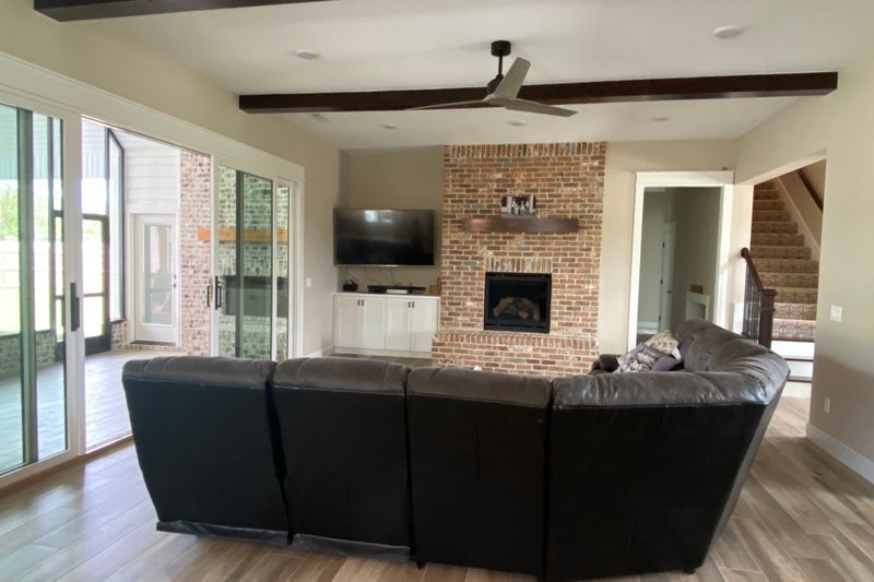 Dream House Plan - Interior - Family Room for Country House Plan #932-66 - 6 bed, 4.5 bath