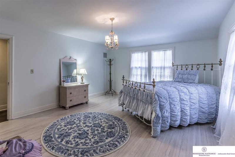Dream House Plan - Interior - Bedroom for European House Plan #137-226 - 4 bed, 3 bath