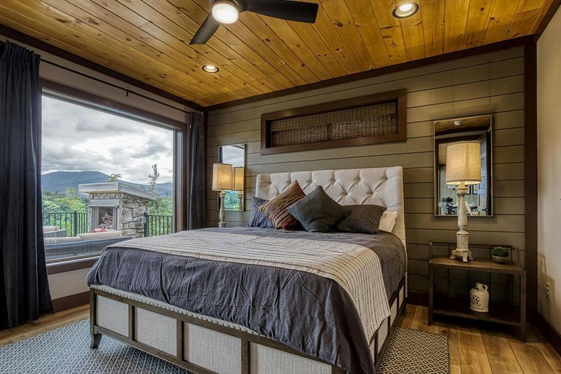 House Plan Design - Interior - Bedroom for Modern House Plan #123-116 - 3 bed, 2 bath