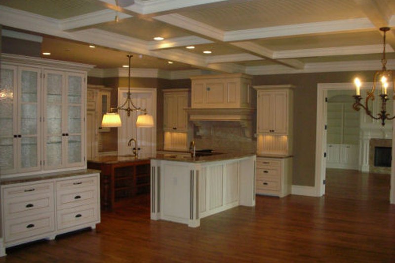 Dream House Plan - Photo 2 for Classical House Plan #429-47 - 5 bed, 5 bath