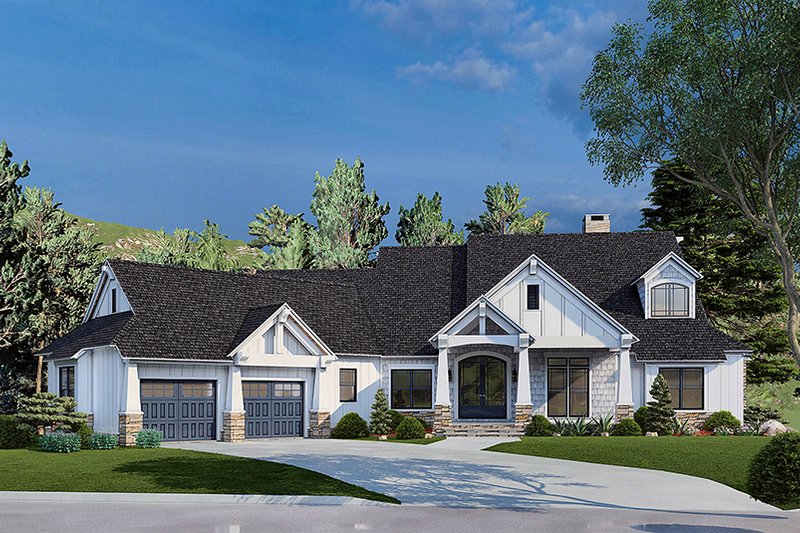 Traditional Style House Plan - 5 Beds 5.5 Baths 4736 Sq/Ft Plan #17-3430