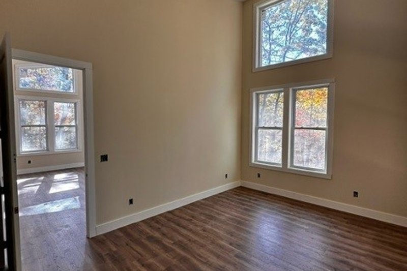 House Design - Photo 19 for Contemporary House Plan #932-1032 - 3 bed, 2 bath