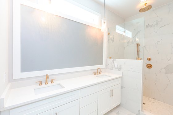 Interior - Master Bathroom for Modern House Plan #1085-4 - 3 bed, 2.5 bath