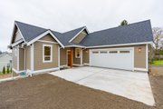 Craftsman Style House Plan - 3 Beds 2.5 Baths 2698 Sq/Ft Plan #1070-99 