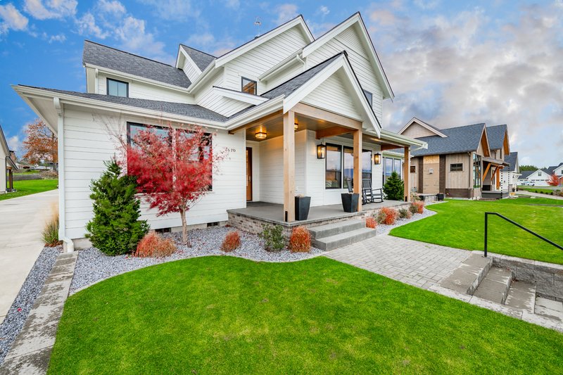 Architectural House Design - Photo 4 for Farmhouse House Plan #1070-41 - 4 bed, 3.5 bath