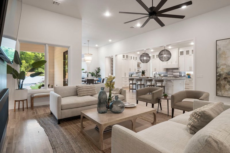 Dream House Plan - Interior - Family Room 2 for Traditional House Plan #1098-8 - 4 bed, 4.5 bath