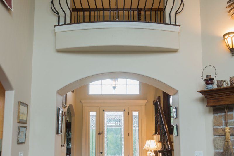 Dream House Plan - Interior - Entry for European House Plan #20-783 - 3 bed, 2.5 bath