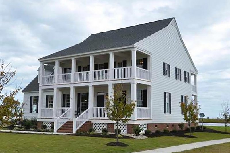 Home Plan - Exterior - Front Elevation 4 for Southern House Plan #137-146 - 4 bed, 3 bath