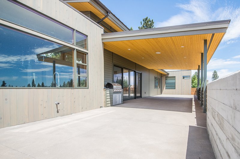 Architectural House Design - Right Side Porch/Patio