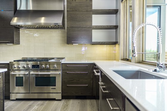 Interior - Kitchen 3 for Traditional House Plan #892-25 - 3 bed, 3.5 bath