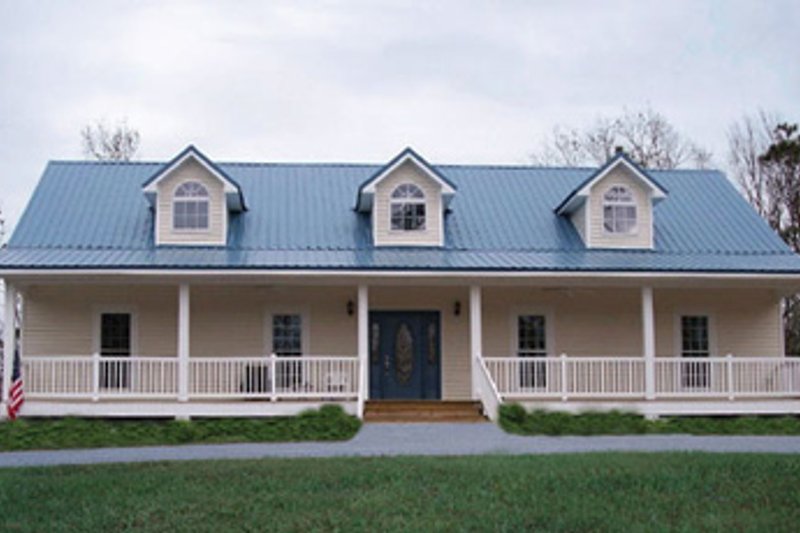 House Plan Design - Photo 3 for Country House Plan #44-115 - 4 bed, 3 bath