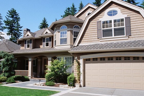 Photo 8 for Craftsman House Plan #132-159 - 4 bed, 3.5 bath