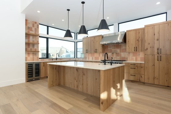 Interior - Kitchen 3 for Contemporary House Plan #892-44 - 3 bed, 3.5 bath