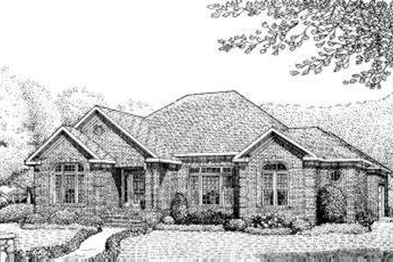 Traditional Style House Plan - 4 Beds 3.5 Baths 2579 Sq/Ft Plan #306-121