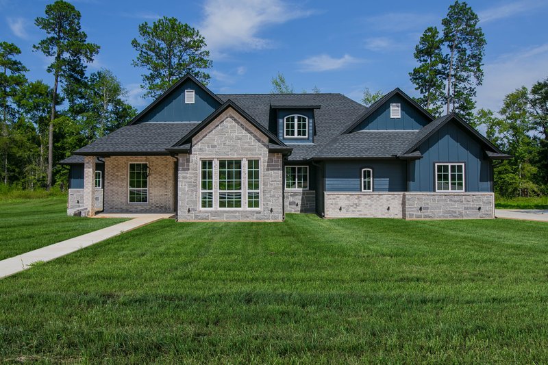 Country Style House Plan - 3 Beds 3 Baths 2203 Sq/Ft Plan #20-130