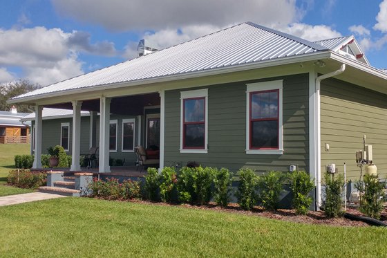 Exterior - Rear Elevation 1 for Ranch House Plan #1058-173 - 3 bed, 3 bath