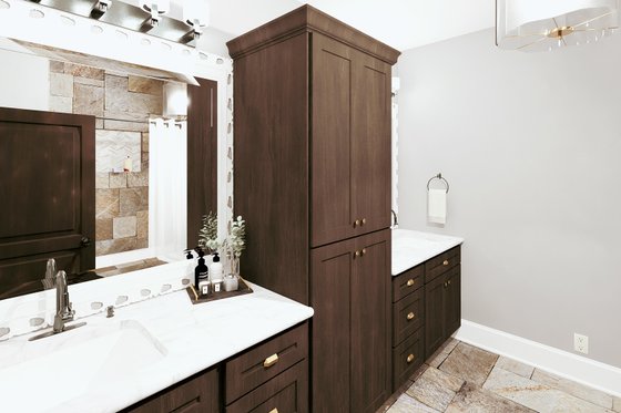 Interior - Bathroom 1 for Southern House Plan #44-269 - 3 bed, 2.5 bath