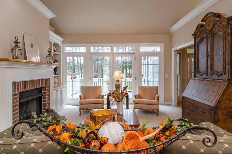 Home Plan - Photo 13 for Southern House Plan #137-246 - 4 bed, 3 bath