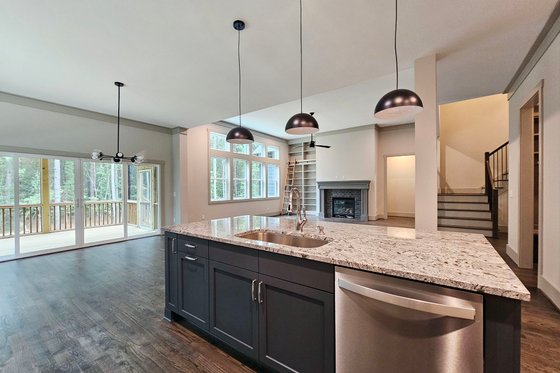 Photo 9 for Farmhouse House Plan #927-1026 - 4 bed, 4 bath