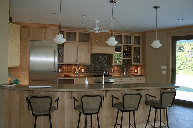 Home Plan - Interior - Kitchen for Ranch House Plan #124-472 - 3 bed, 2 bath