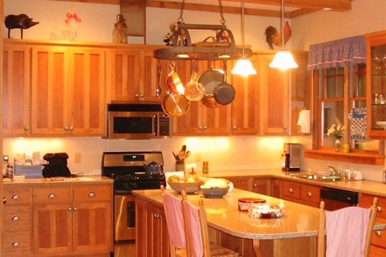 Interior - Other 2 for Country House Plan #81-101 - 3 bed, 2.5 bath