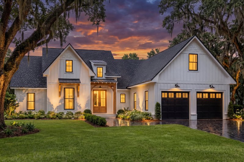 Dream House Plan - Exterior - Front Elevation 4 for Farmhouse House Plan #1067-1 - 3 bed, 2.5 bath