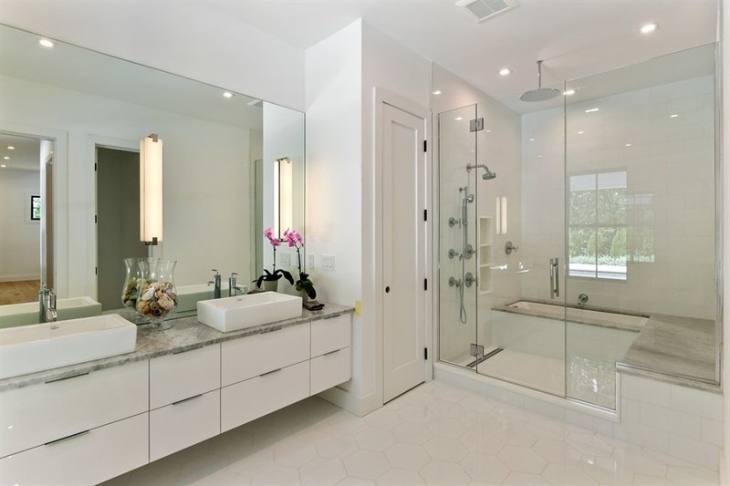 Home Plan - Interior - Master Bathroom for Farmhouse House Plan #888-15 - 3 bed, 3.5 bath