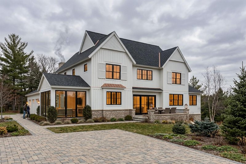 Dream House Plan - Farmhouse Exterior - Front Elevation Plan #928-324