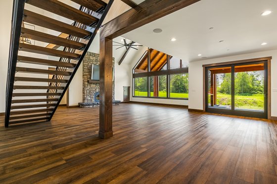 Photo 13 for Craftsman House Plan #1070-152 - 4 bed, 3 bath