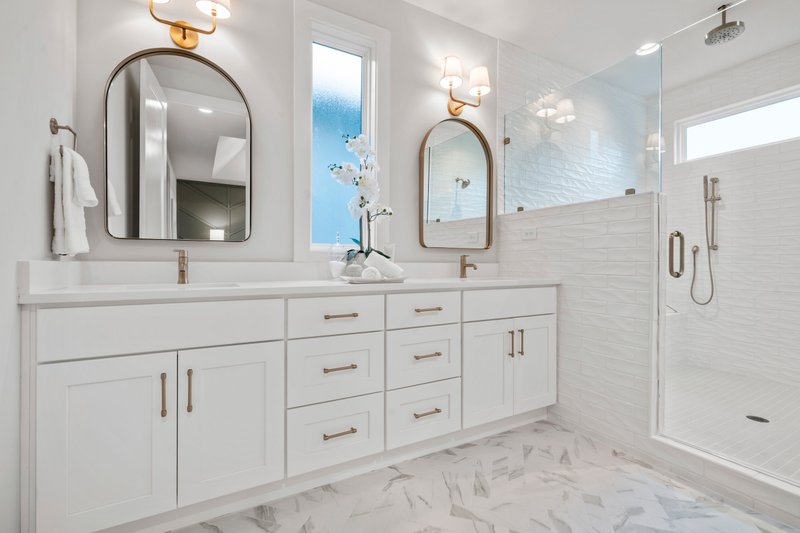 Dream House Plan - Interior - Master Bathroom 2 for Farmhouse House Plan #1085-5 - 3 bed, 3.5 bath