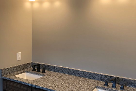 Interior - Master Bathroom 1 for Ranch House Plan #437-77 - 3 bed, 2.5 bath