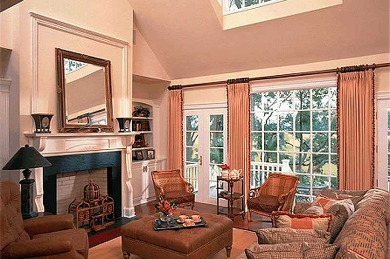 Dream House Plan - Great Room - 3100 square foot Southern home
