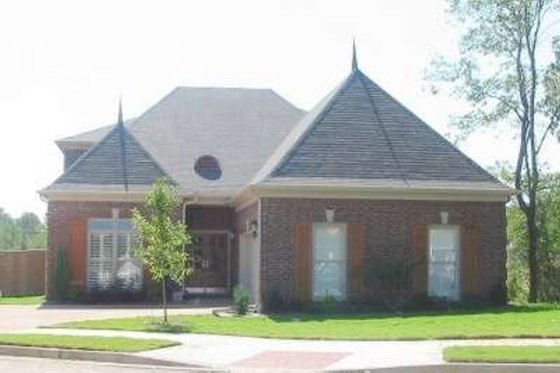 Exterior - Front Elevation for Colonial House Plan #81-1525 - 4 bed, 3 bath