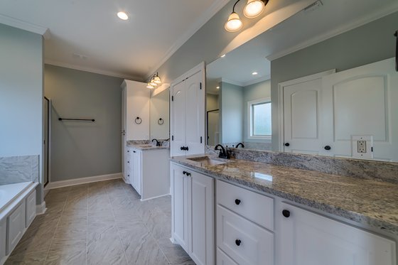 Interior - Master Bathroom for Country House Plan #430-173 - 4 bed, 2 bath