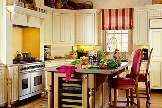 Interior - Kitchen for Colonial House Plan #137-230 - 4 bed, 5 bath