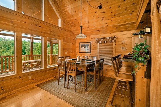 Interior - Dining Room for Cabin House Plan #123-121 - 6 bed, 5.5 bath