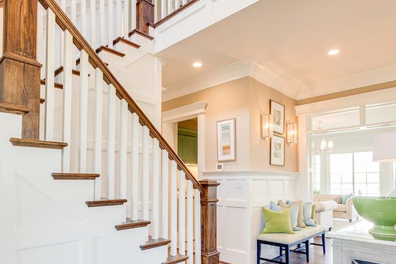 Interior - Bathroom for Craftsman House Plan #929-839 - 5 bed, 4 bath