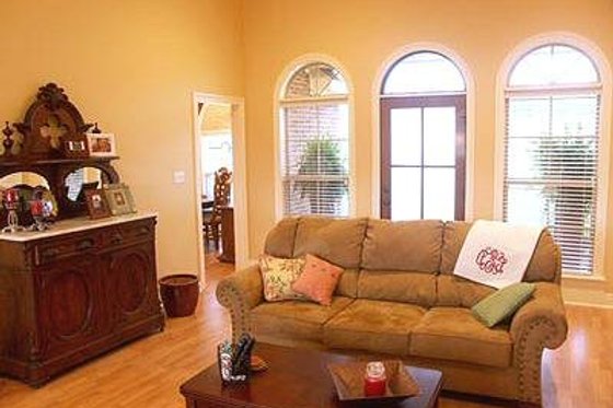 Photo 3 for Traditional House Plan #21-252 - 3 bed, 2.5 bath