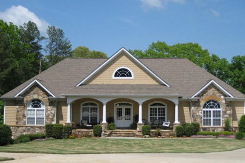 Dream House Plan - Country Exterior - Front Elevation Plan #437-42