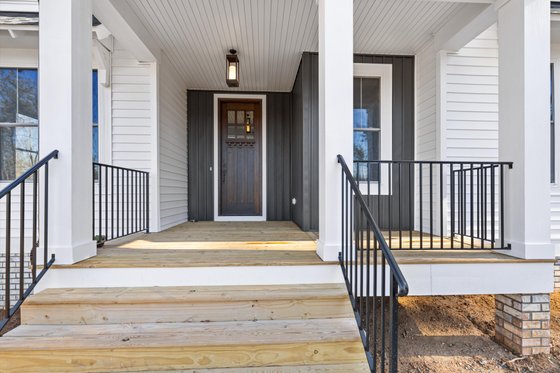 Photo 18 for Country House Plan #1080-8 - 4 bed, 3 bath