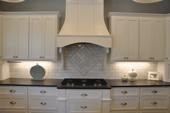 Interior - Kitchen for Craftsman House Plan #63-418 - 4 bed, 3 bath