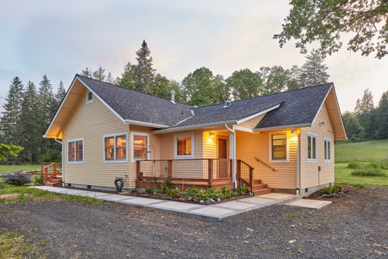 Exterior - Front Elevation for Cottage House Plan #890-8 - 4 bed, 1.5 bath