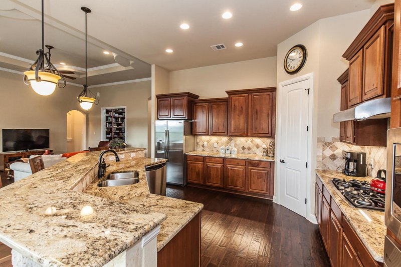 Architectural House Design - Interior - Kitchen for European House Plan #80-200 - 4 bed, 4 bath