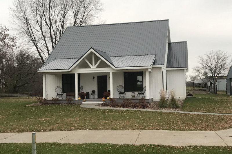 Dream House Plan - Photo 4 for Farmhouse House Plan #932-345 - 3 bed, 2.5 bath