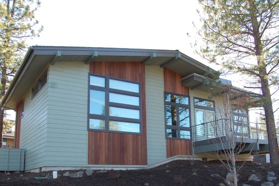 Exterior - Other Elevation 4 for Modern House Plan #895-24 - 4 bed, 2.5 bath