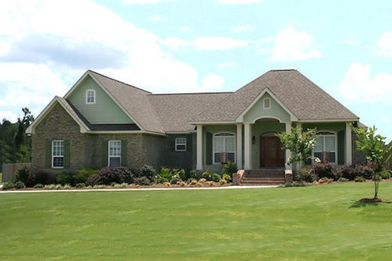 Dream House Plan - Traditional Exterior - Front Elevation Plan #21-293