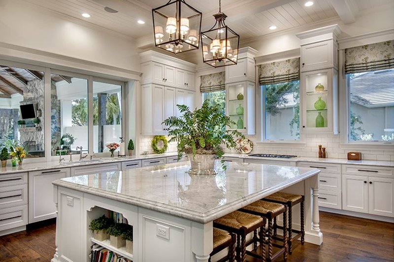 House Blueprint - Interior - Kitchen 1 for Southern House Plan #930-534 - 4 bed, 5.5 bath